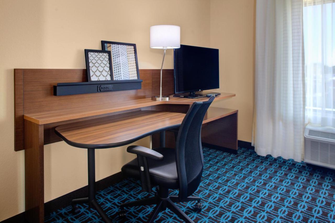 Fairfield Inn & Suites By Marriott Detroit Canton Eksteriør bilde