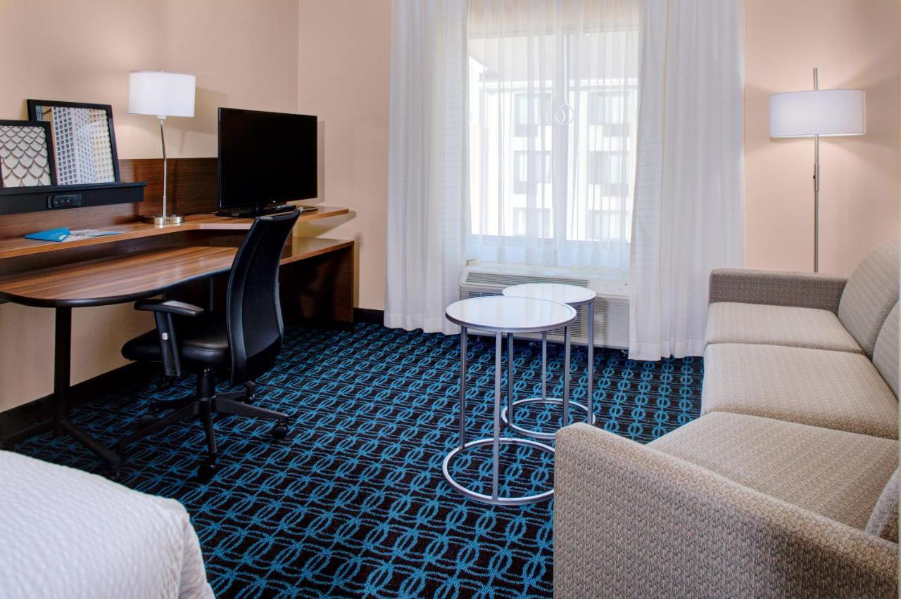 Fairfield Inn & Suites By Marriott Detroit Canton Eksteriør bilde